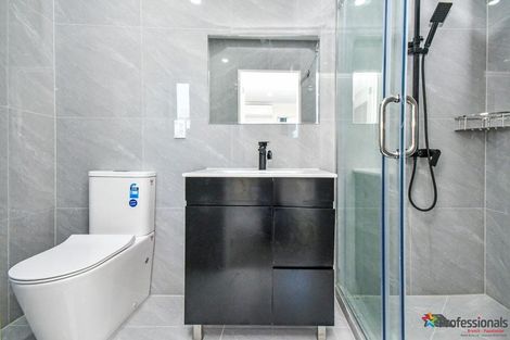 Photo of property in 4a Romney Place, Manurewa, Auckland, 2102