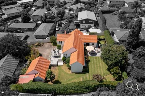 Photo of property in 15 Otumoetai Road, Judea, Tauranga, 3110