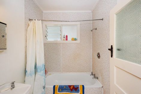 Photo of property in 135 Broadway, Marton, 4710