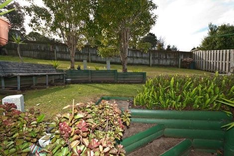 Photo of property in 19 Topliss Drive, Northcross, Auckland, 0632