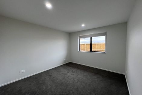 Photo of property in 35 Cousins Street, Woodend, 7691