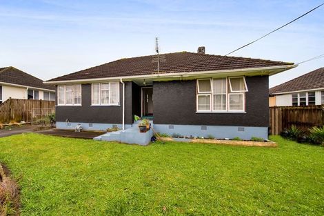 Photo of property in 9 Acourt Street, Hawera, 4610