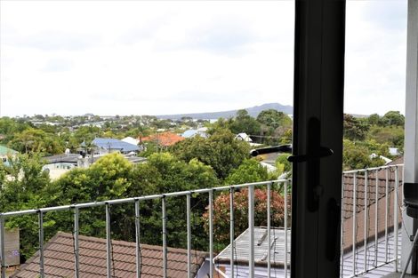 Photo of property in 6/14a Albert Road, Devonport, Auckland, 0624