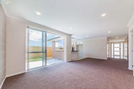 Photo of property in 18 Wellfield Drive, Papakura, 2110