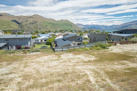 Photo of property in 10 Mcleod Avenue, Wanaka, 9305