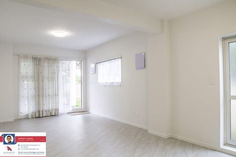 Photo of property in 271 Royal Road, Massey, Auckland, 0614