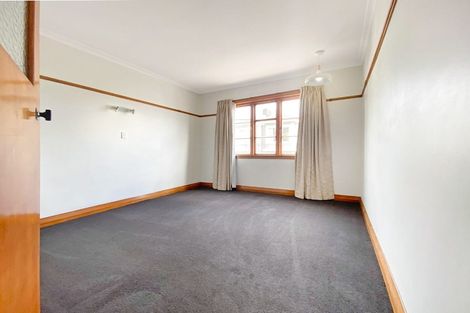 Photo of property in Ionian Flats, 123-125 Brougham Street, Mount Victoria, Wellington, 6011