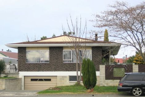 Photo of property in 33 Tait Drive, Greenmeadows, Napier, 4112