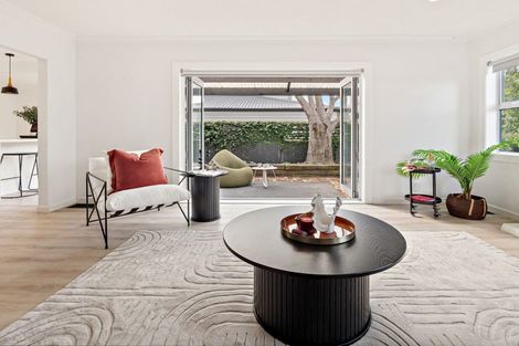 Photo of property in 21a Campbell Road, Mount Maunganui, 3116