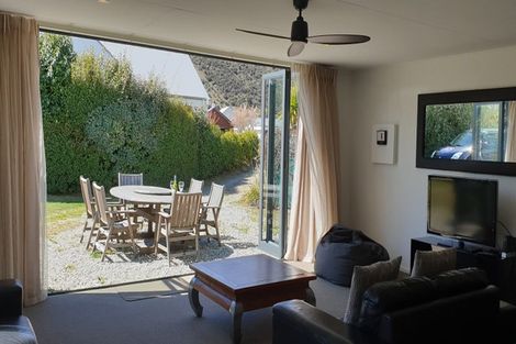 Photo of property in 9 Glenfinnon Place, Wanaka, 9305