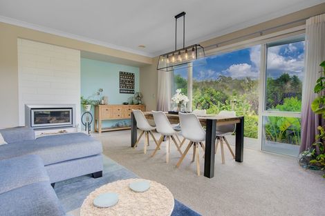Photo of property in 9 Beachwood Drive, Hatfields Beach, Orewa, 0931