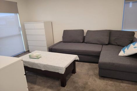 Photo of property in 16 Kutukutu Street, Takanini, 2112