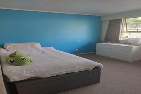 Photo of property in 137 Winara Avenue, Waikanae, 5036