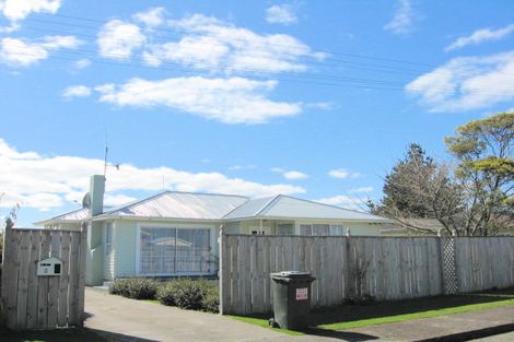 Photo of property in 5 Derby Street, Levin, 5510