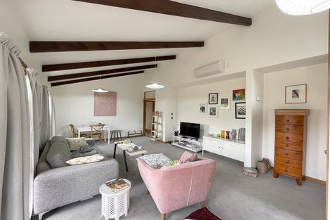 Photo of property in 5 Raekura Place, Redcliffs, Christchurch, 8081