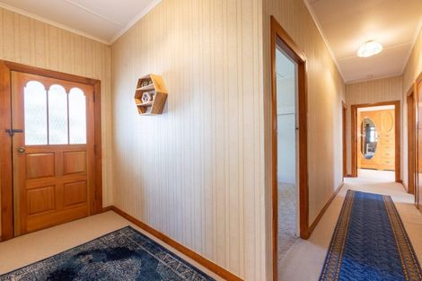 Photo of property in 43 Mcphee Street, Dannevirke, 4930