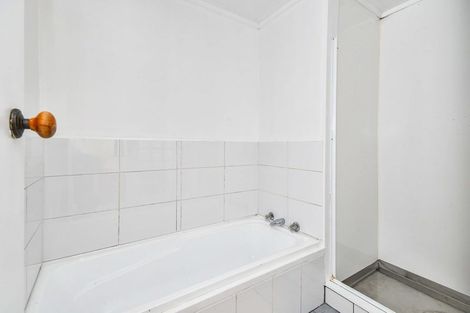 Photo of property in 1/34 Barnhill Crescent, Pahurehure, Papakura, 2113