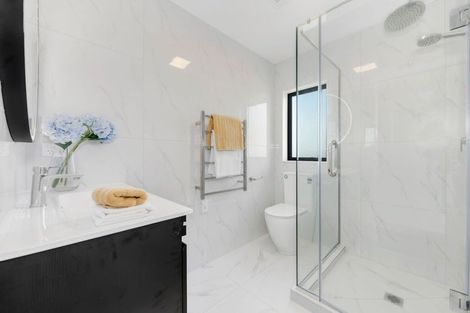 Photo of property in 12 Elevation Street, Flat Bush, Auckland, 2019