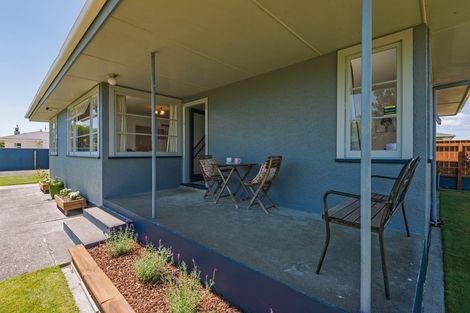 Photo of property in 28 Vernon Avenue, Takaro, Palmerston North, 4412