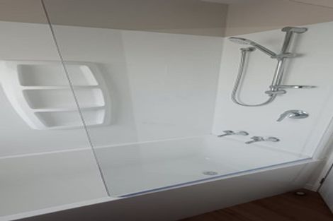 Photo of property in 5 Craig Place, Redwood, Christchurch, 8051