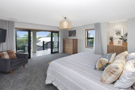 Photo of property in 12 Taunton Green, Papanui, Christchurch, 8052