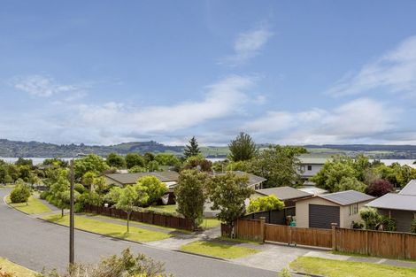 Photo of property in 63 Grace Crescent, Richmond Heights, Taupo, 3330