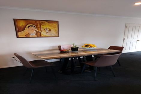 Photo of property in 99a Bolton Street, Blockhouse Bay, Auckland, 0600