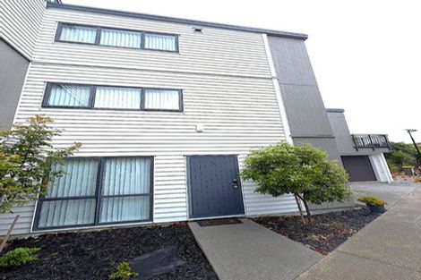 Photo of property in 34 Amherst Place, Albany, Auckland, 0632