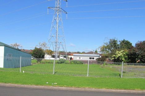 Photo of property in 1 Caserta Place, Clover Park, Auckland, 2023