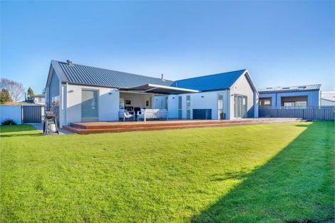 Photo of property in 60 Welsh Road, Winton, 9720