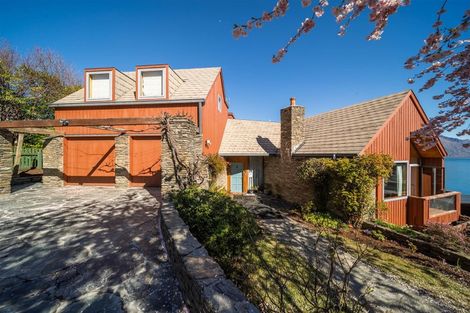 Photo of property in 33 Edinburgh Drive, Queenstown, 9300