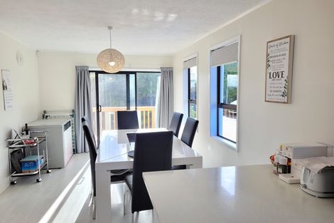 Photo of property in 89 Solar Road, Glen Eden, Auckland, 0602