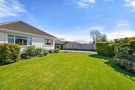 Photo of property in 861 Main North Road, Belfast, Christchurch, 8051