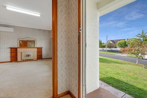 Photo of property in 28 Linwood Avenue, Mount Albert, Auckland, 1025