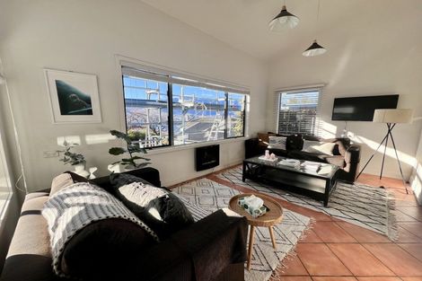 Photo of property in 185 Fernhill Road, Fernhill, Queenstown, 9300