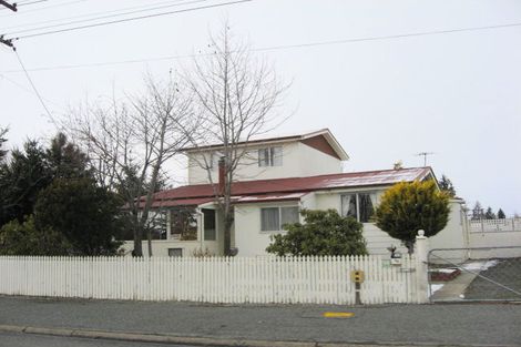Photo of property in 44 Mackenzie Drive, Twizel, 7901