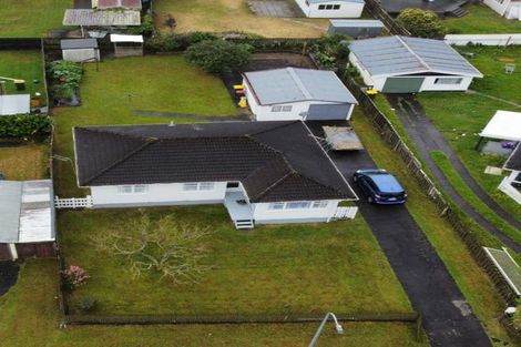 Photo of property in 4 Marybeth Place, Rosehill, Papakura, 2113