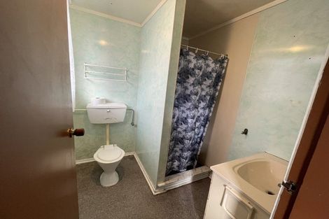 Photo of property in 267 Karori Road, Karori, Wellington, 6012