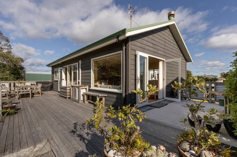 Photo of property in 5 Muricata Avenue, Mount Maunganui, 3116