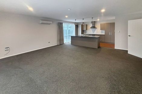 Photo of property in 2/402a Wairakei Road, Burnside, Christchurch, 8053