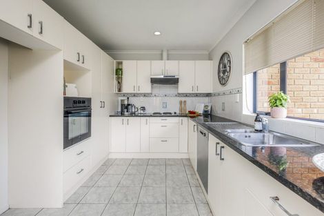Photo of property in 94c Palmers Road, Clendon Park, Auckland, 2103