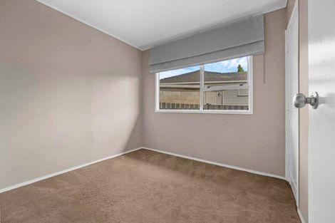Photo of property in 17 Landow Place, Henderson, Auckland, 0612