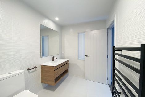 Photo of property in 27 Howe Street, Howick, Auckland, 2014