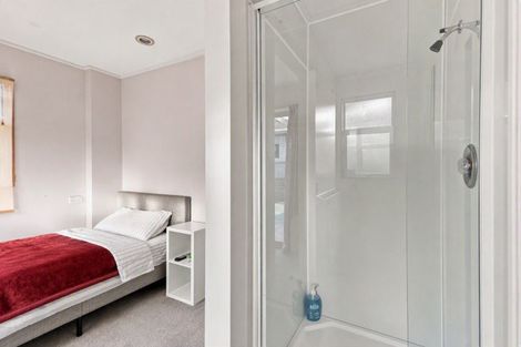 Photo of property in 25 Kirkcaldy Street, South Dunedin, Dunedin, 9012