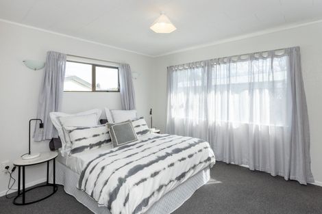 Photo of property in 47 Diaz Drive, Flaxmere, Hastings, 4120