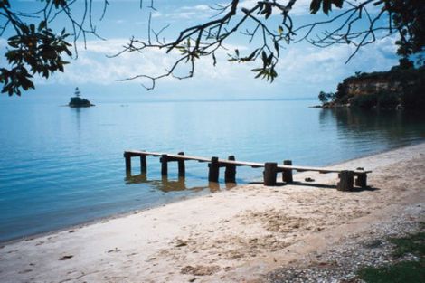 Photo of property in 10 Mackinnon Road, Manukau Heads, Waiuku, 2684