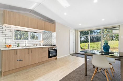 Photo of property in 65 Annett Road, Kumeu, 0891
