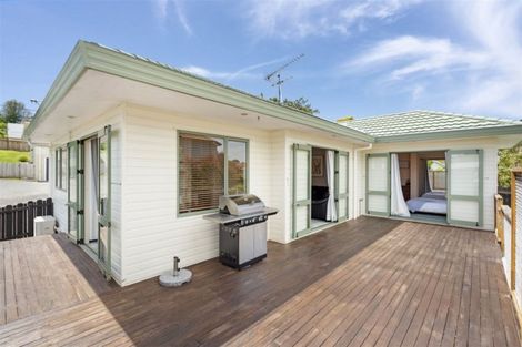 Photo of property in 1/12 Phillip Parade, Forrest Hill, Auckland, 0620