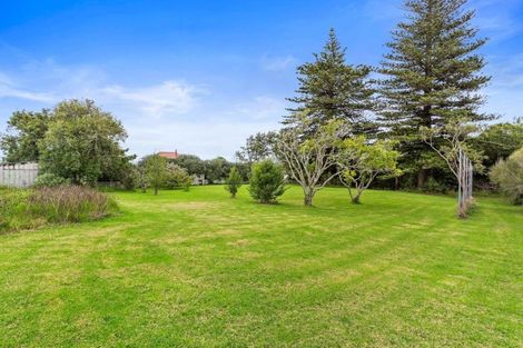 Photo of property in 1 Mill Road, Helensville, 0800