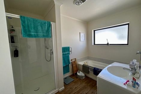 Photo of property in 33 Queen Street, Westport, 7825